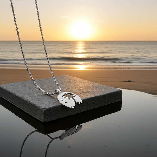 Isle of Temptation – Hollow Palm Pendant Necklace